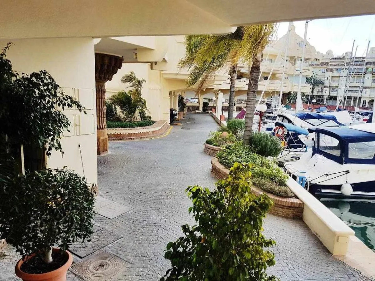 Appartement Lujoso Apartamento En De La Isla De Puerto Marina Benalmádena